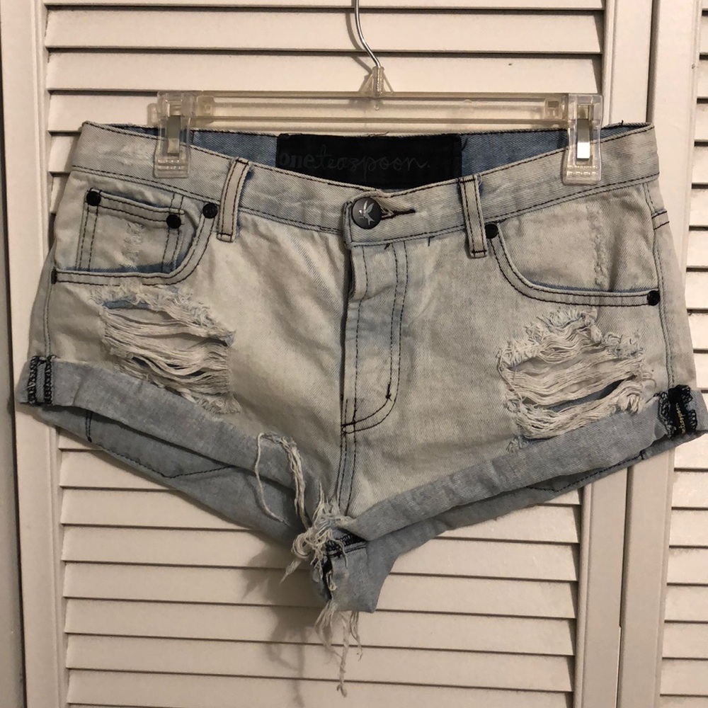One teaspoon shorts size 27